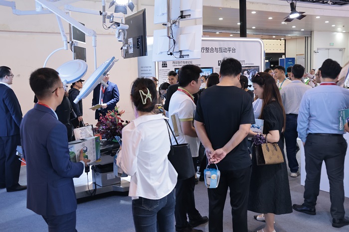 上海医疗展.jpg